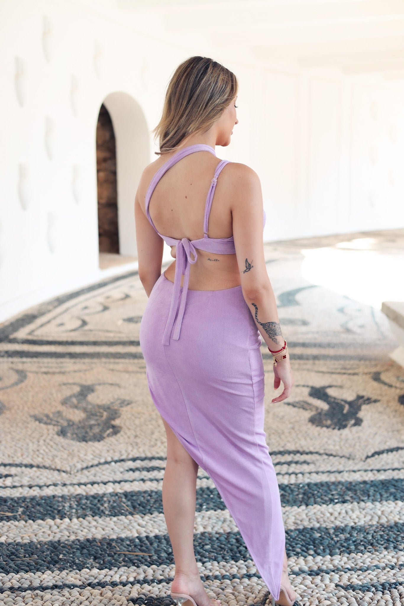 YKW Megara by You Know What...?